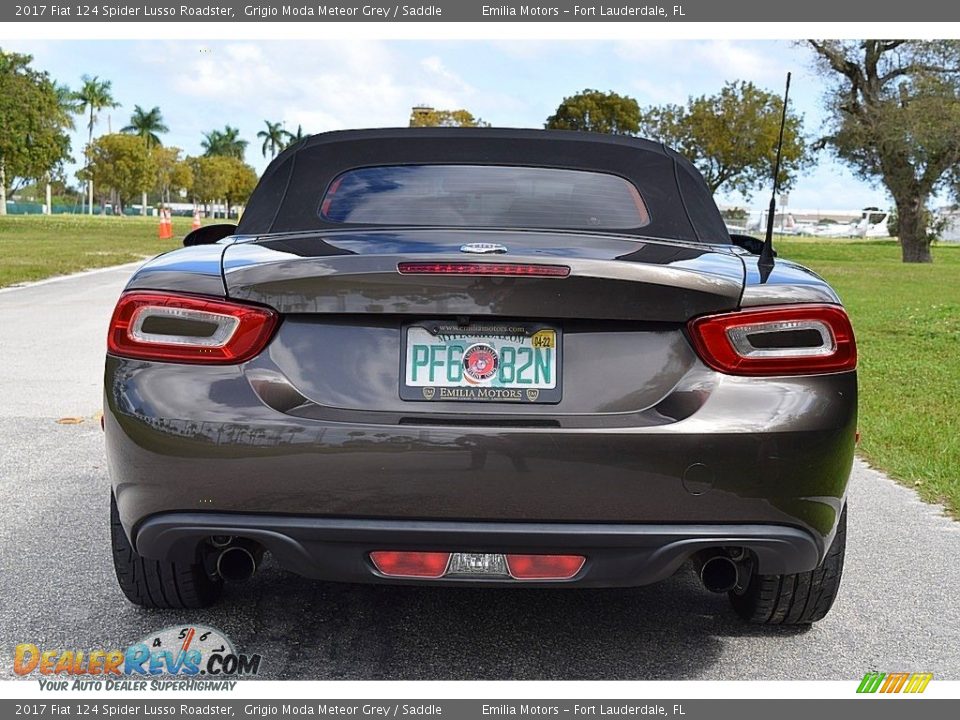 2017 Fiat 124 Spider Lusso Roadster Grigio Moda Meteor Grey / Saddle Photo #11