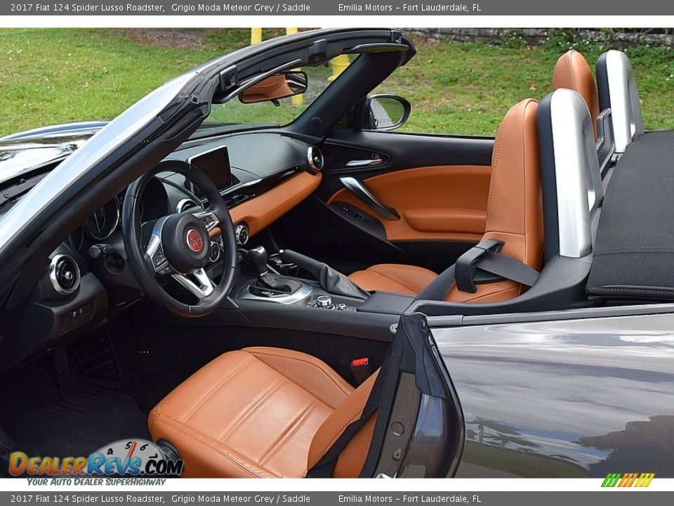 Front Seat of 2017 Fiat 124 Spider Lusso Roadster Photo #19