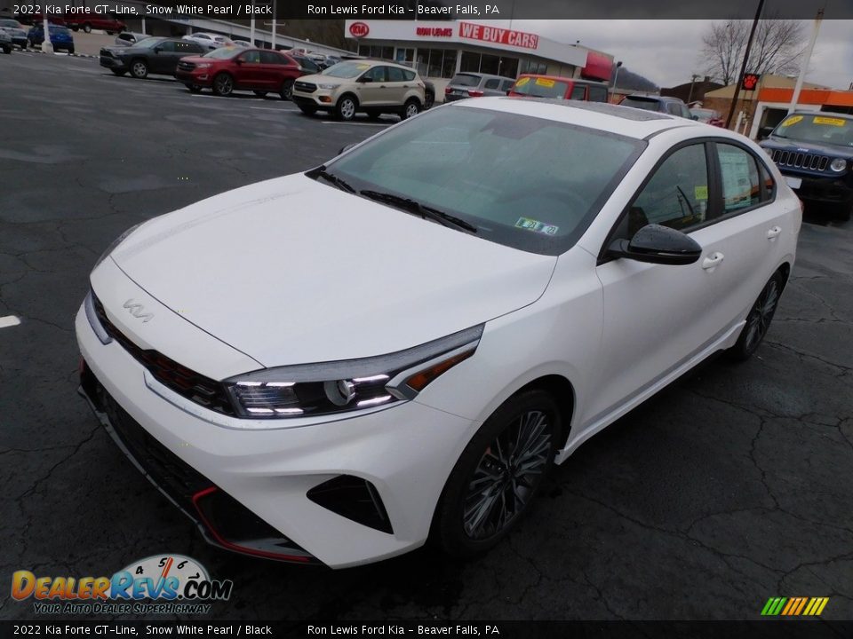 2022 Kia Forte GT-Line Snow White Pearl / Black Photo #7