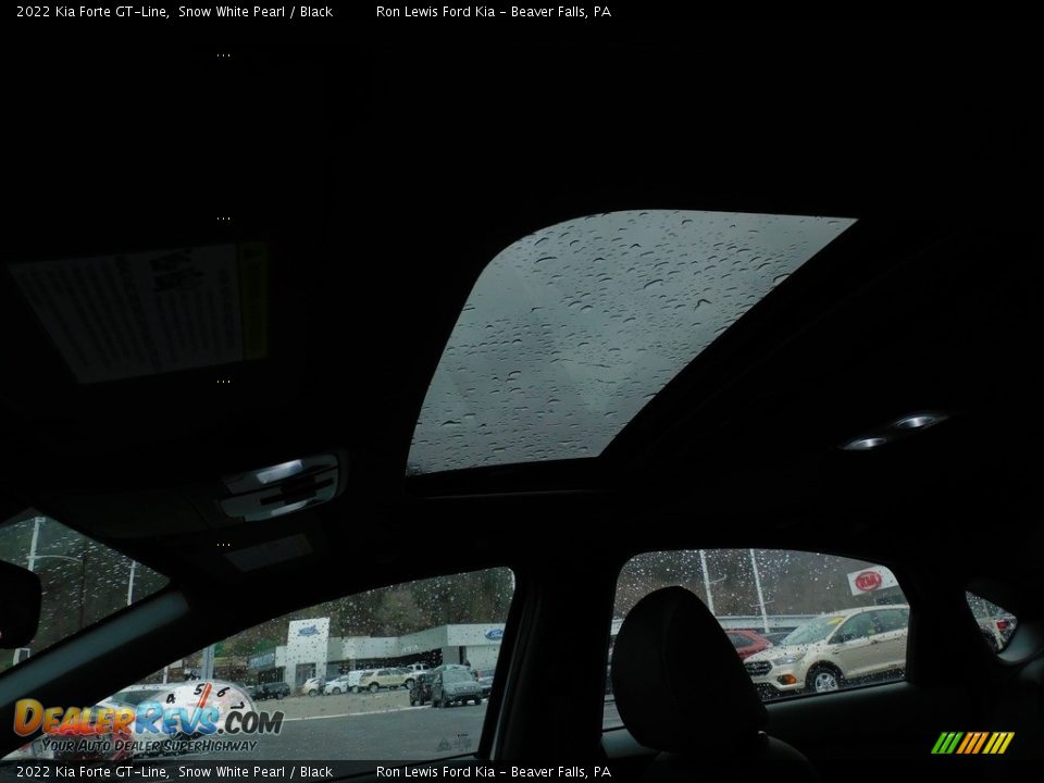 2022 Kia Forte GT-Line Snow White Pearl / Black Photo #15