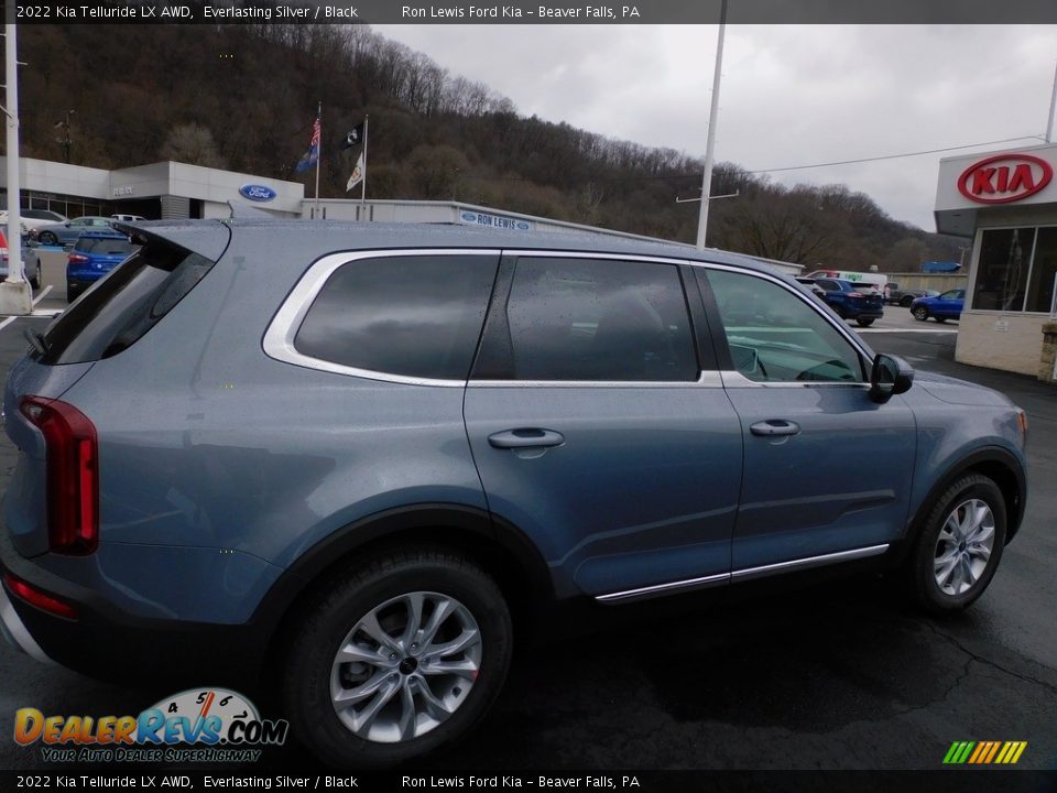 2022 Kia Telluride LX AWD Everlasting Silver / Black Photo #2
