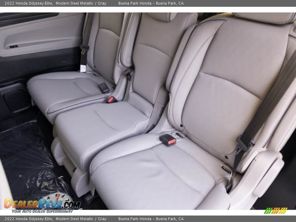 2022 Honda Odyssey Elite Modern Steel Metallic / Gray Photo #24