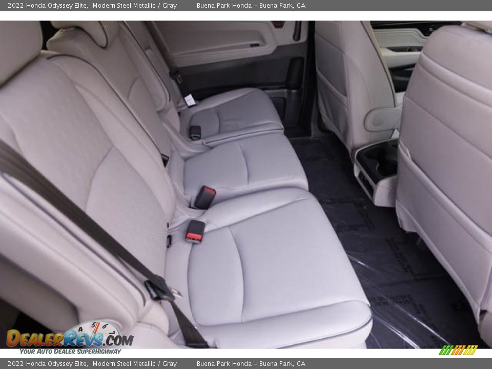 2022 Honda Odyssey Elite Modern Steel Metallic / Gray Photo #31