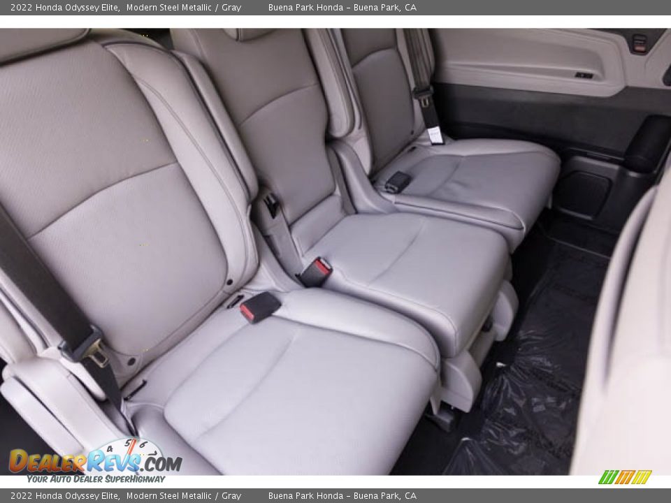 2022 Honda Odyssey Elite Modern Steel Metallic / Gray Photo #32