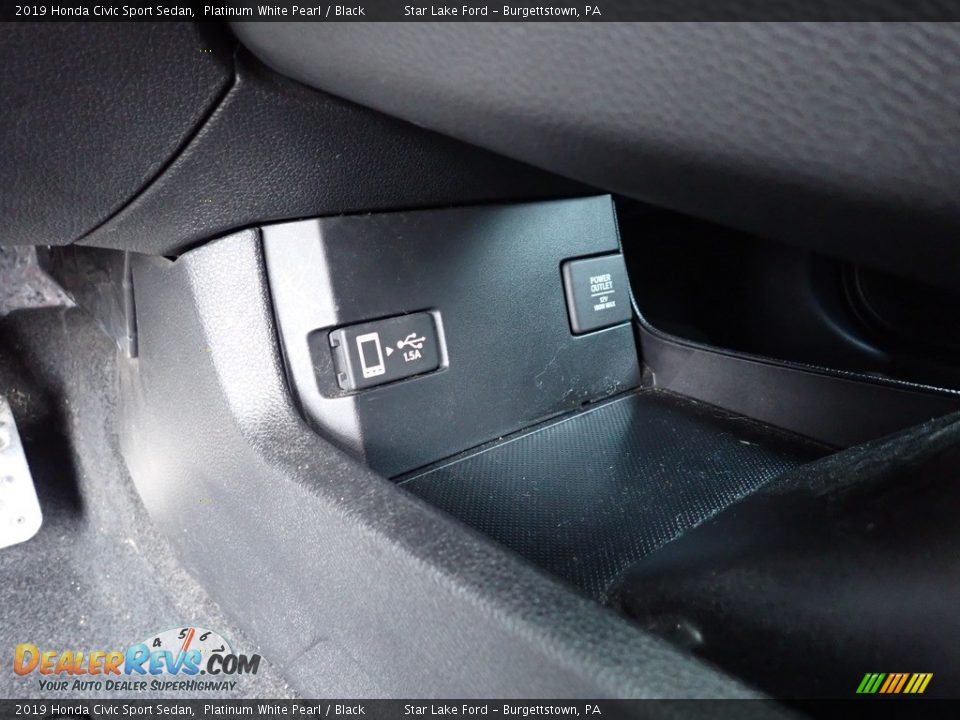 2019 Honda Civic Sport Sedan Platinum White Pearl / Black Photo #17