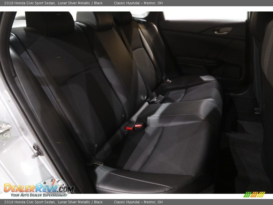 2019 Honda Civic Sport Sedan Lunar Silver Metallic / Black Photo #16