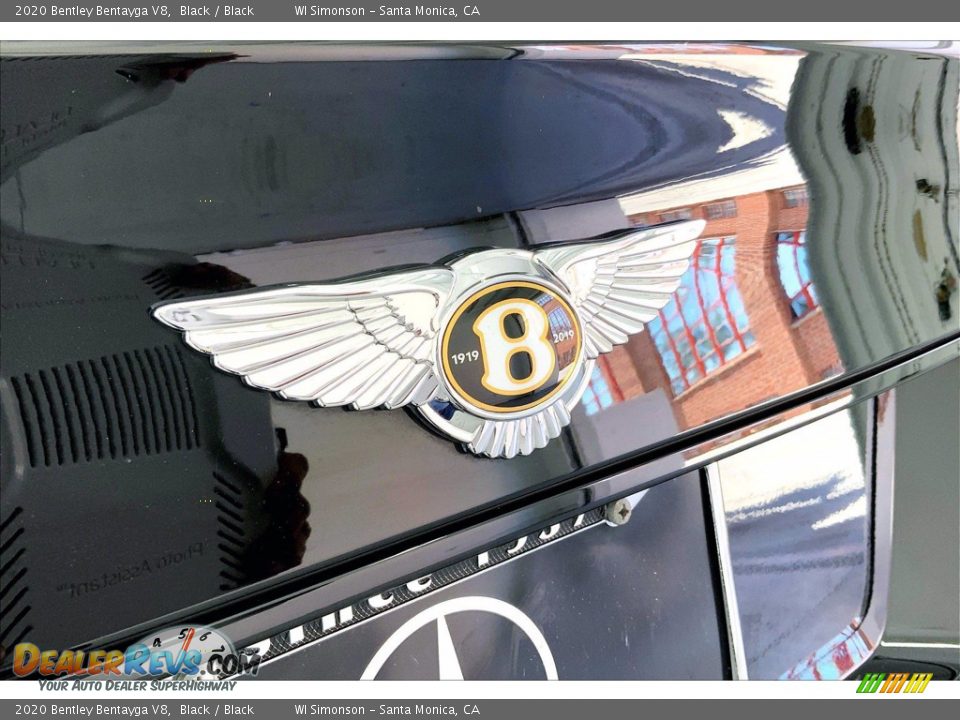 2020 Bentley Bentayga V8 Black / Black Photo #30