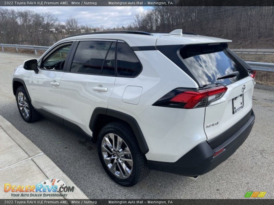 2022 Toyota RAV4 XLE Premium AWD White / Nutmeg Photo #2