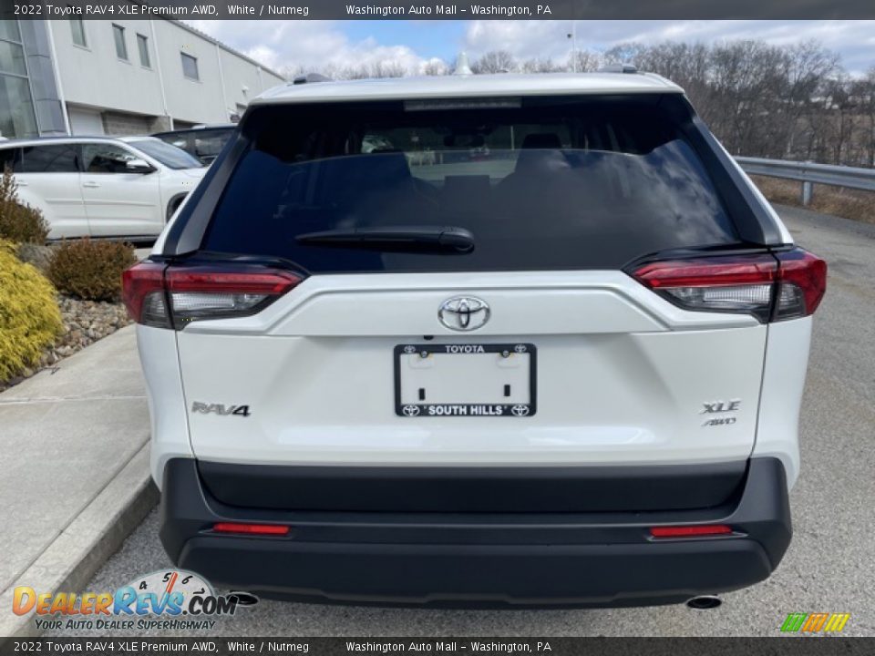 2022 Toyota RAV4 XLE Premium AWD White / Nutmeg Photo #8