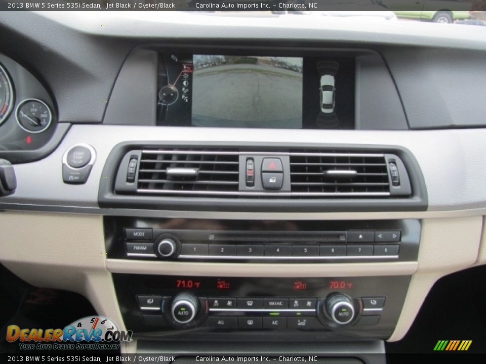 2013 BMW 5 Series 535i Sedan Jet Black / Oyster/Black Photo #16