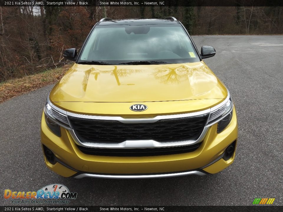 2021 Kia Seltos S AWD Starbright Yellow / Black Photo #3