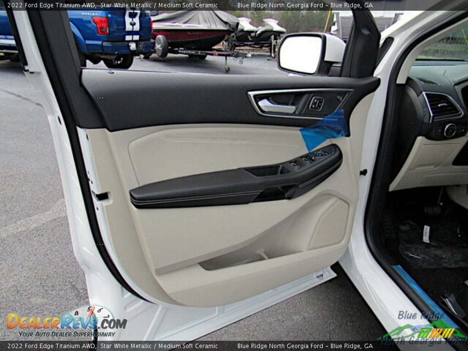 Door Panel of 2022 Ford Edge Titanium AWD Photo #10
