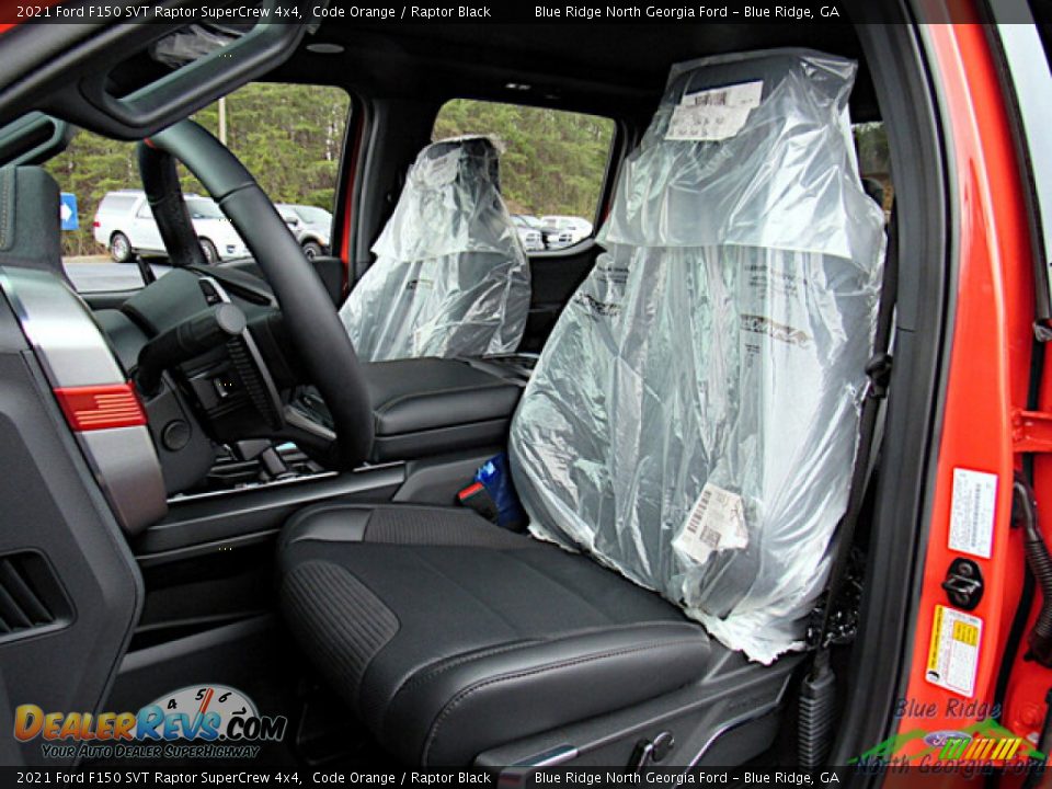 Front Seat of 2021 Ford F150 SVT Raptor SuperCrew 4x4 Photo #12