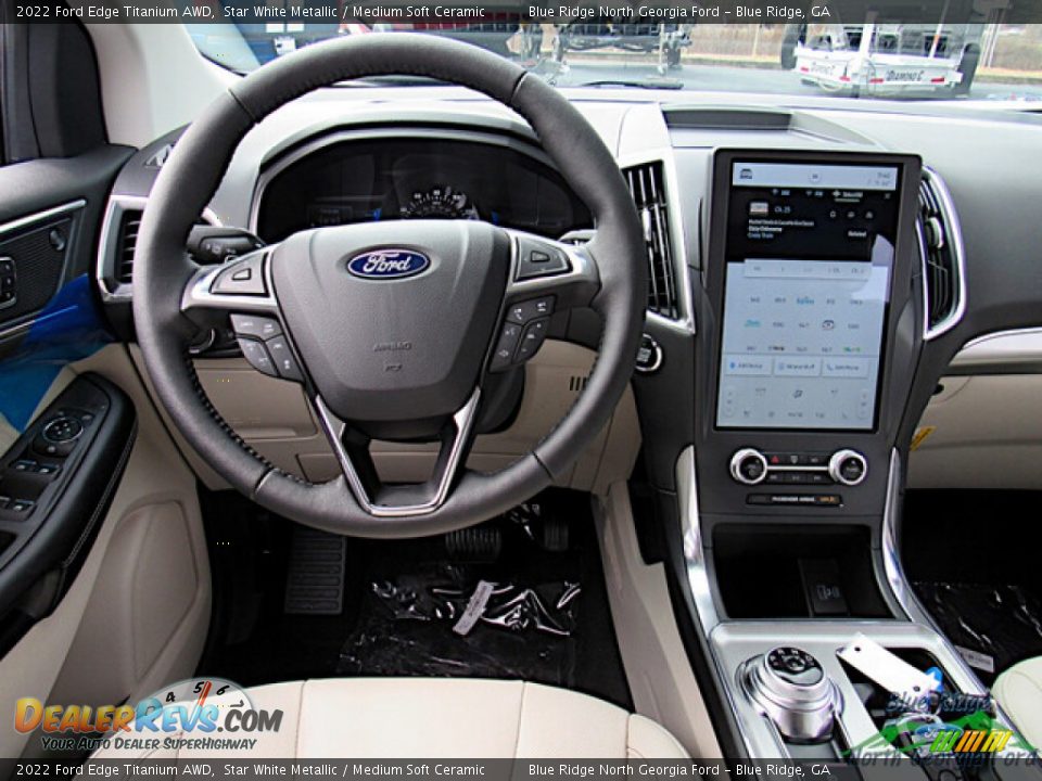Dashboard of 2022 Ford Edge Titanium AWD Photo #15