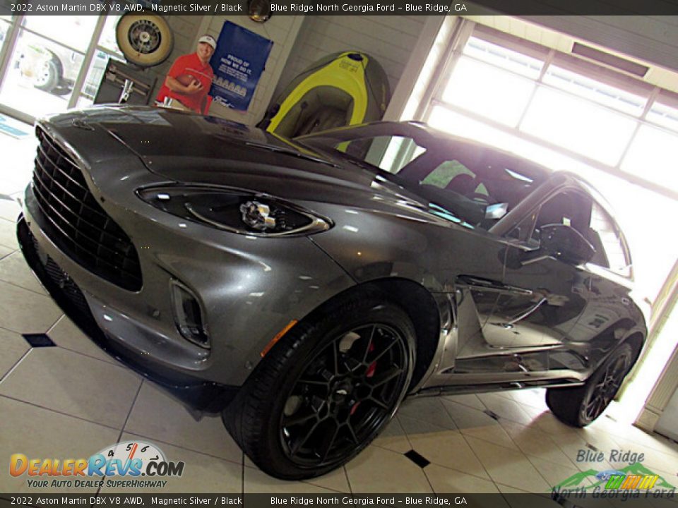 Front 3/4 View of 2022 Aston Martin DBX V8 AWD Photo #26