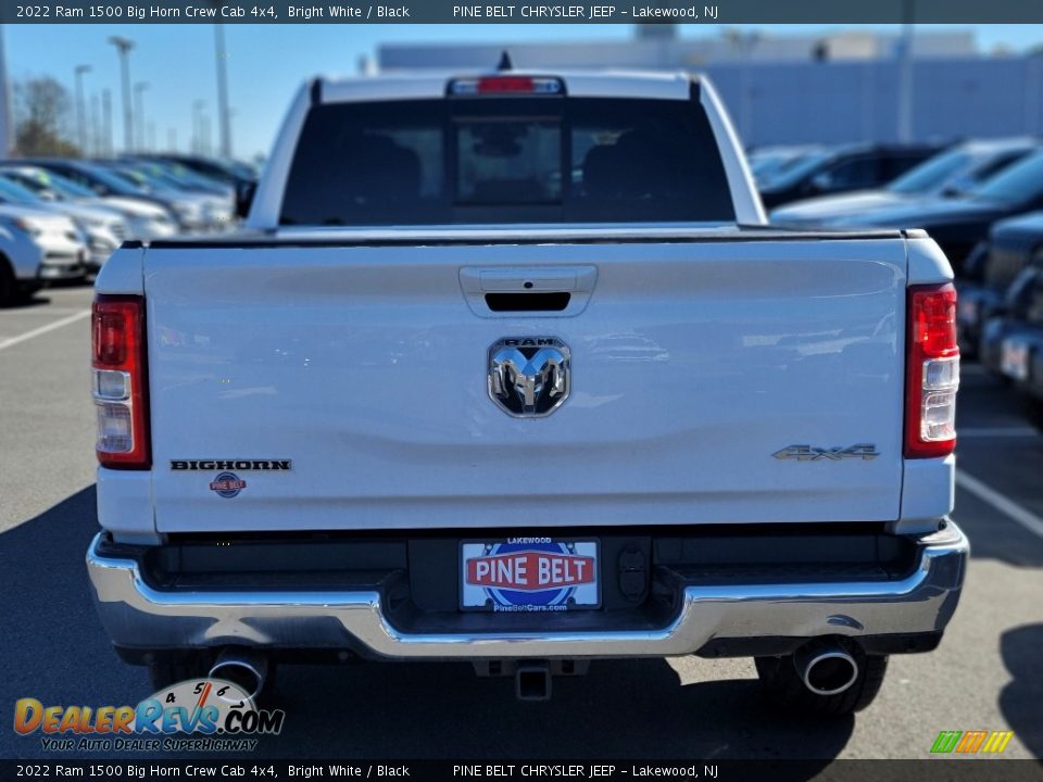 2022 Ram 1500 Big Horn Crew Cab 4x4 Bright White / Black Photo #5