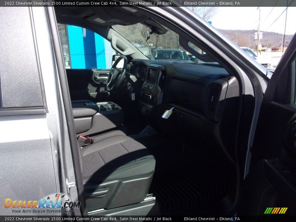2022 Chevrolet Silverado 1500 Limited Custom Crew Cab 4x4 Satin Steel Metallic / Jet Black Photo #17