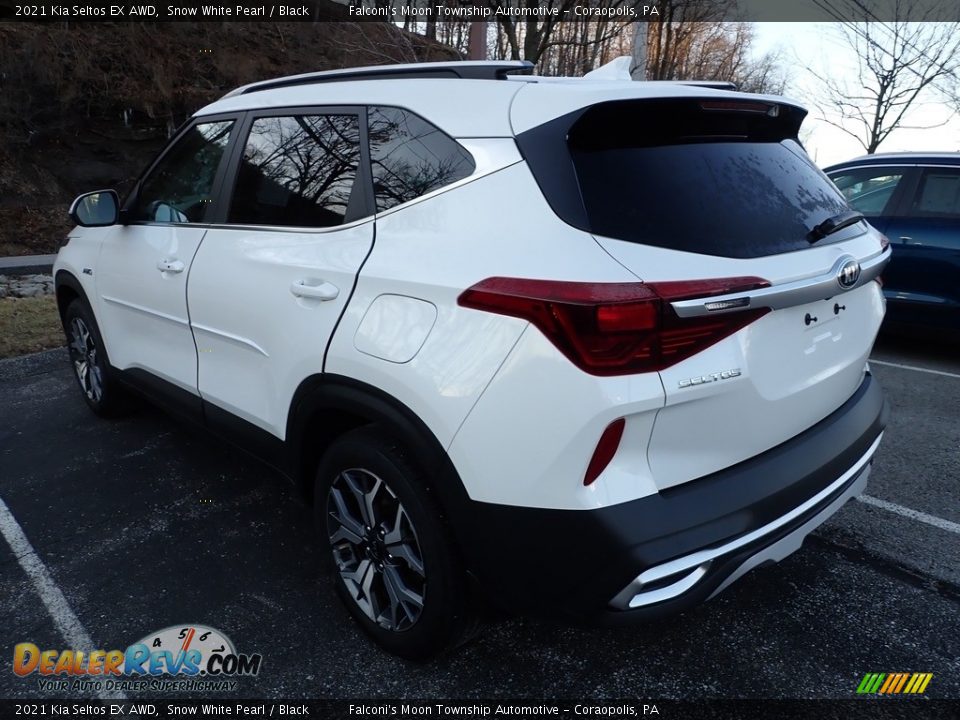 2021 Kia Seltos EX AWD Snow White Pearl / Black Photo #2