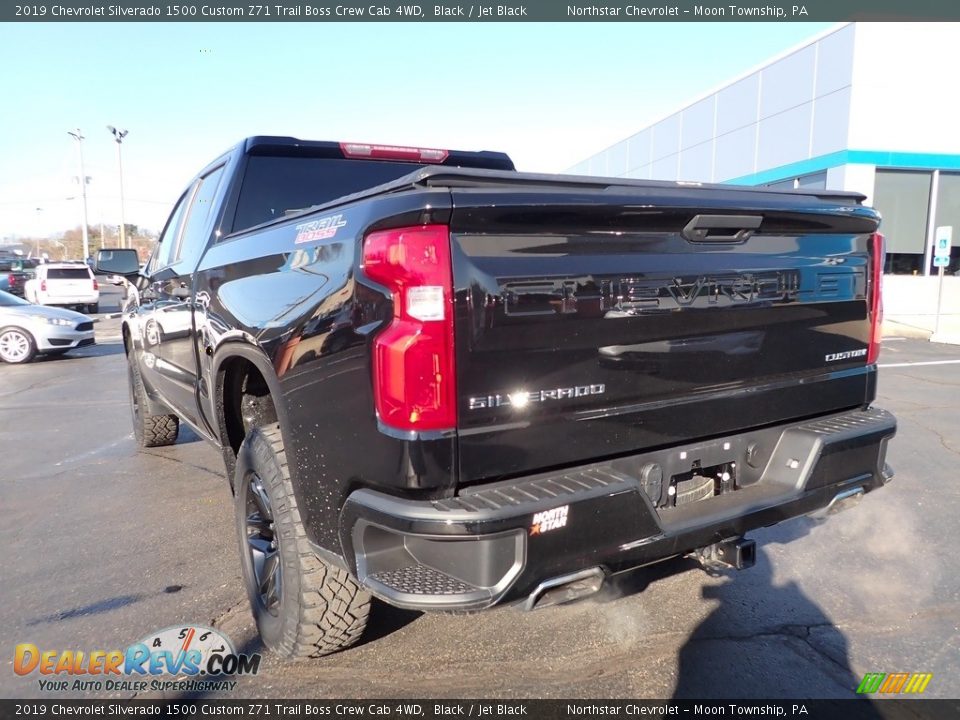 2019 Chevrolet Silverado 1500 Custom Z71 Trail Boss Crew Cab 4WD Black / Jet Black Photo #5