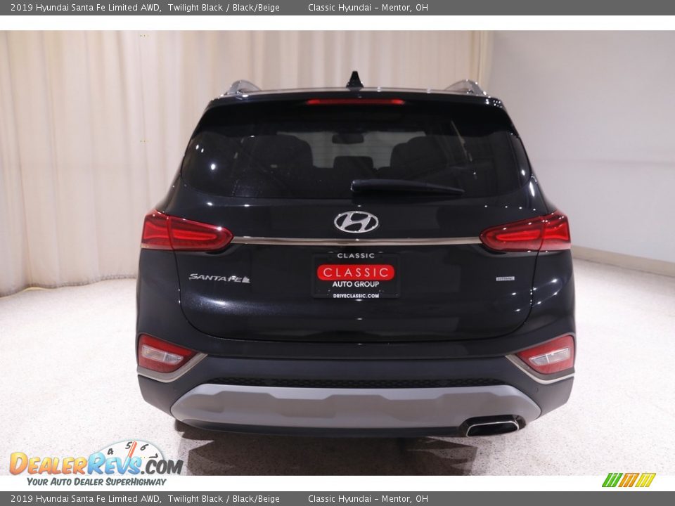 2019 Hyundai Santa Fe Limited AWD Twilight Black / Black/Beige Photo #17