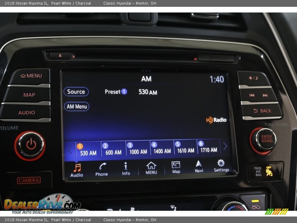 2018 Nissan Maxima SL Pearl White / Charcoal Photo #10