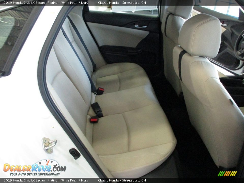 2019 Honda Civic LX Sedan Platinum White Pearl / Ivory Photo #19