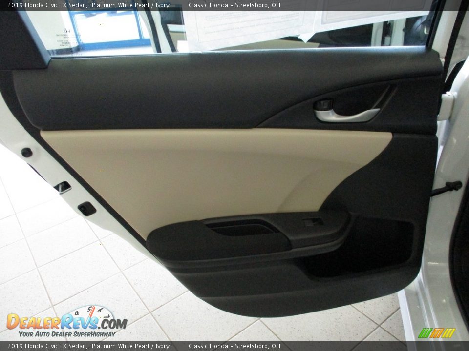 2019 Honda Civic LX Sedan Platinum White Pearl / Ivory Photo #22