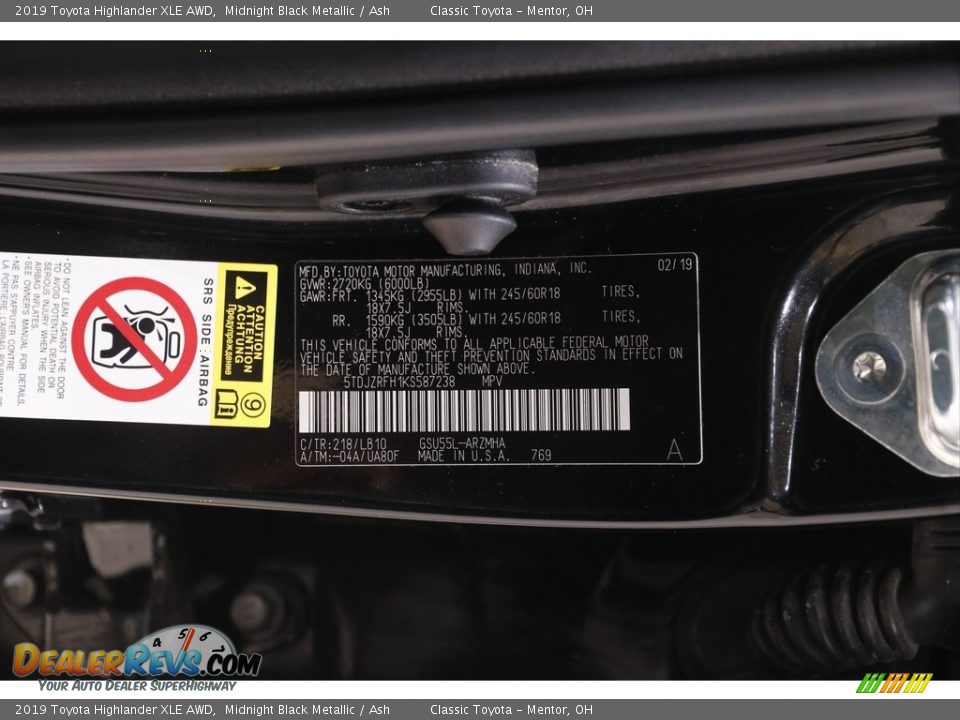 2019 Toyota Highlander XLE AWD Midnight Black Metallic / Ash Photo #21