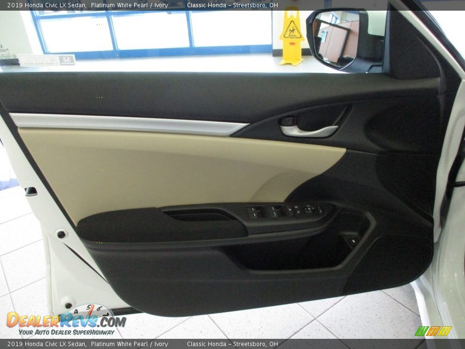2019 Honda Civic LX Sedan Platinum White Pearl / Ivory Photo #25