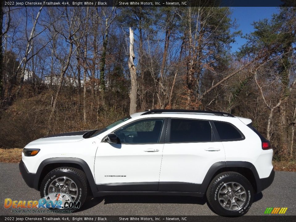 Bright White 2022 Jeep Cherokee Trailhawk 4x4 Photo #1