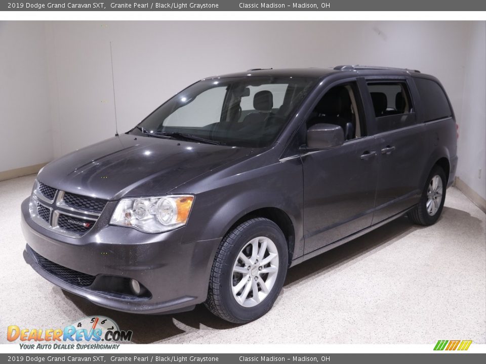 2019 Dodge Grand Caravan SXT Granite Pearl / Black/Light Graystone Photo #3