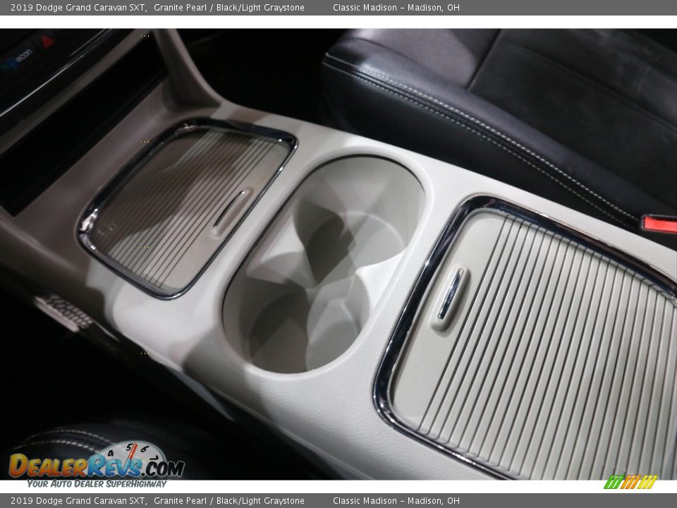 2019 Dodge Grand Caravan SXT Granite Pearl / Black/Light Graystone Photo #14