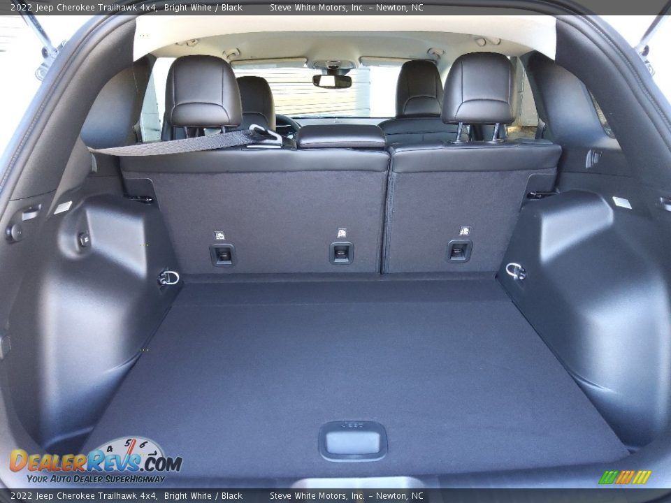 2022 Jeep Cherokee Trailhawk 4x4 Trunk Photo #14