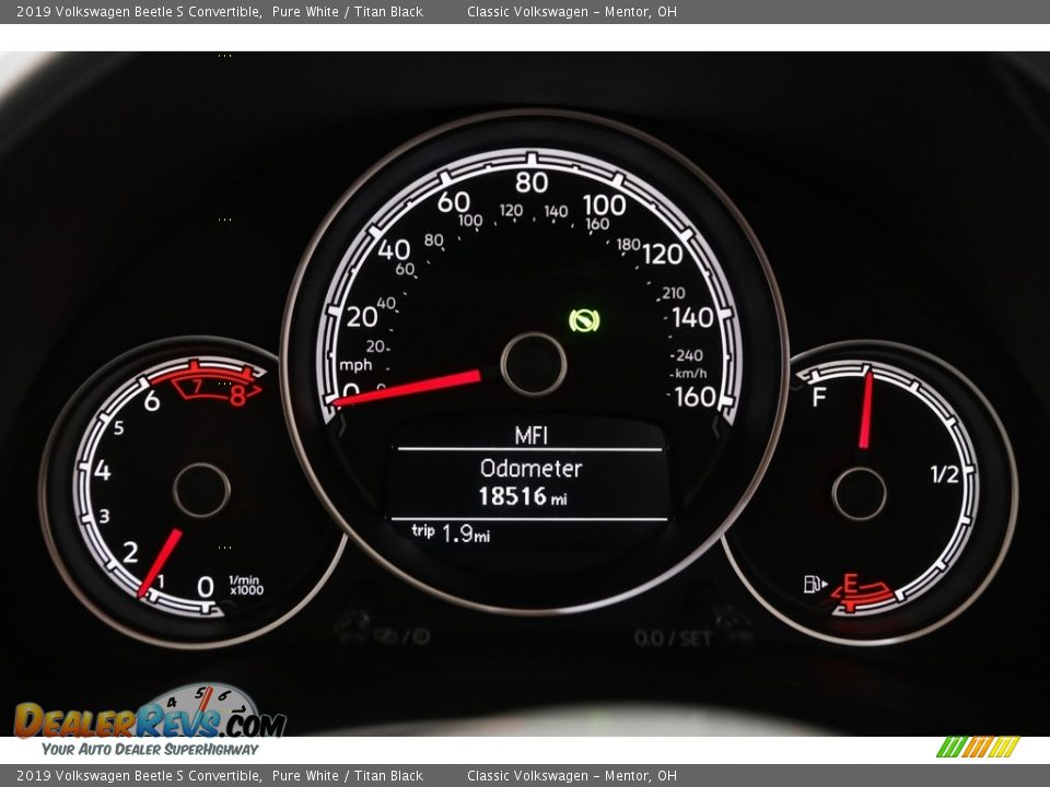 2019 Volkswagen Beetle S Convertible Pure White / Titan Black Photo #9