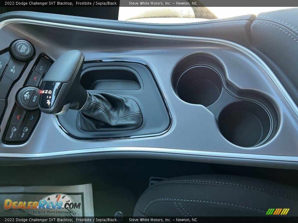 2022 Dodge Challenger SXT Blacktop Shifter Photo #24