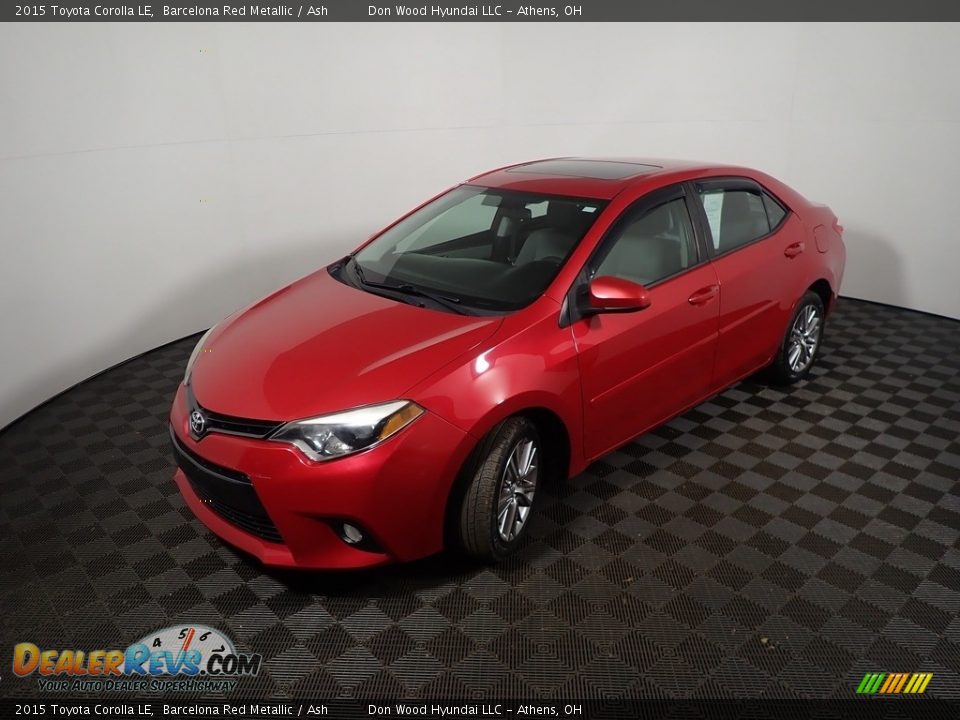 2015 Toyota Corolla LE Barcelona Red Metallic / Ash Photo #10