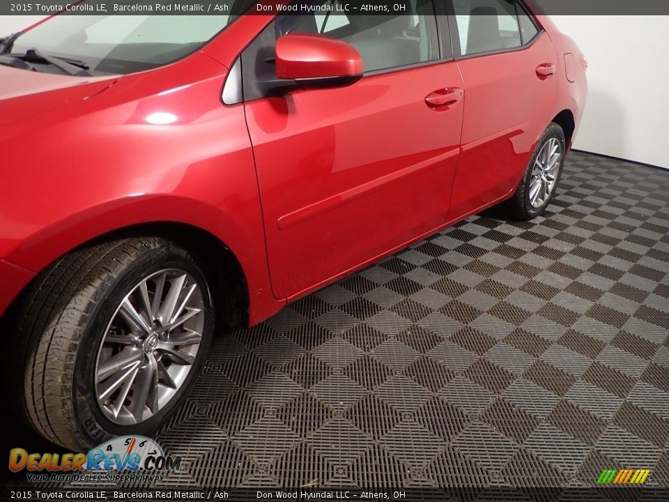 2015 Toyota Corolla LE Barcelona Red Metallic / Ash Photo #11