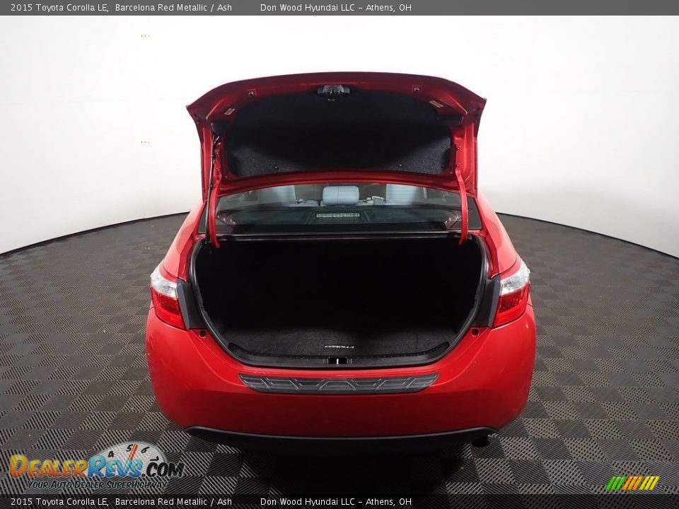2015 Toyota Corolla LE Barcelona Red Metallic / Ash Photo #15