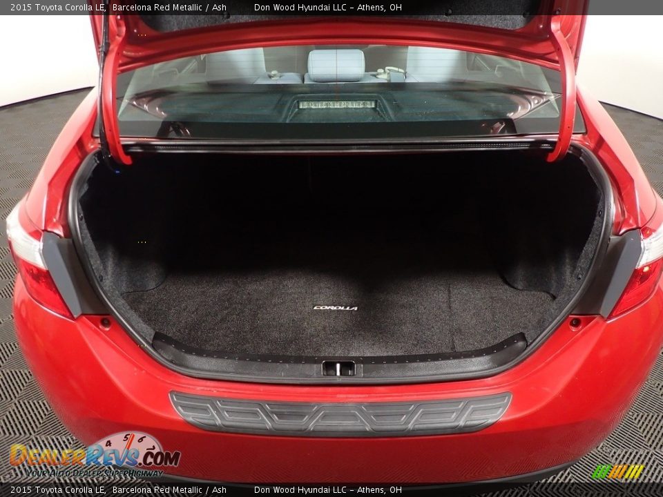 2015 Toyota Corolla LE Barcelona Red Metallic / Ash Photo #16