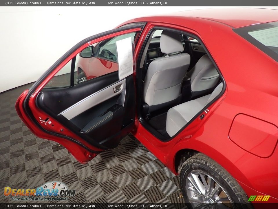 2015 Toyota Corolla LE Barcelona Red Metallic / Ash Photo #35