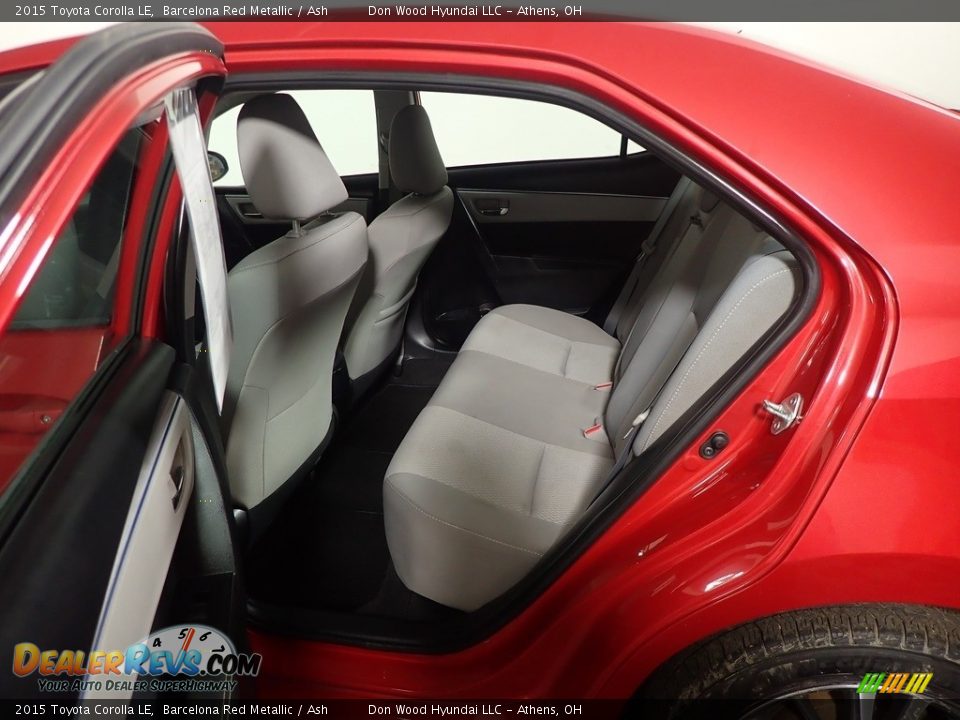 2015 Toyota Corolla LE Barcelona Red Metallic / Ash Photo #36