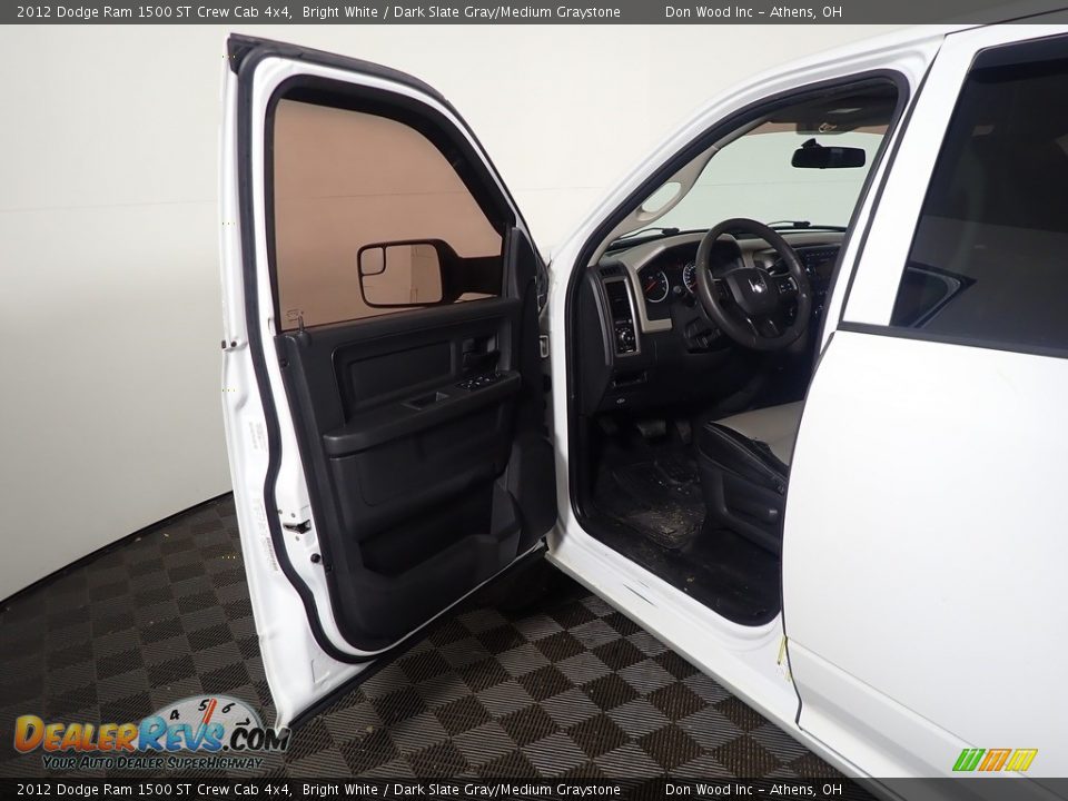 2012 Dodge Ram 1500 ST Crew Cab 4x4 Bright White / Dark Slate Gray/Medium Graystone Photo #15