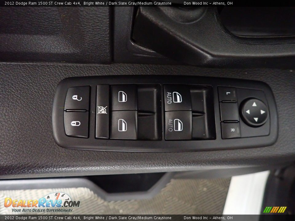 2012 Dodge Ram 1500 ST Crew Cab 4x4 Bright White / Dark Slate Gray/Medium Graystone Photo #16