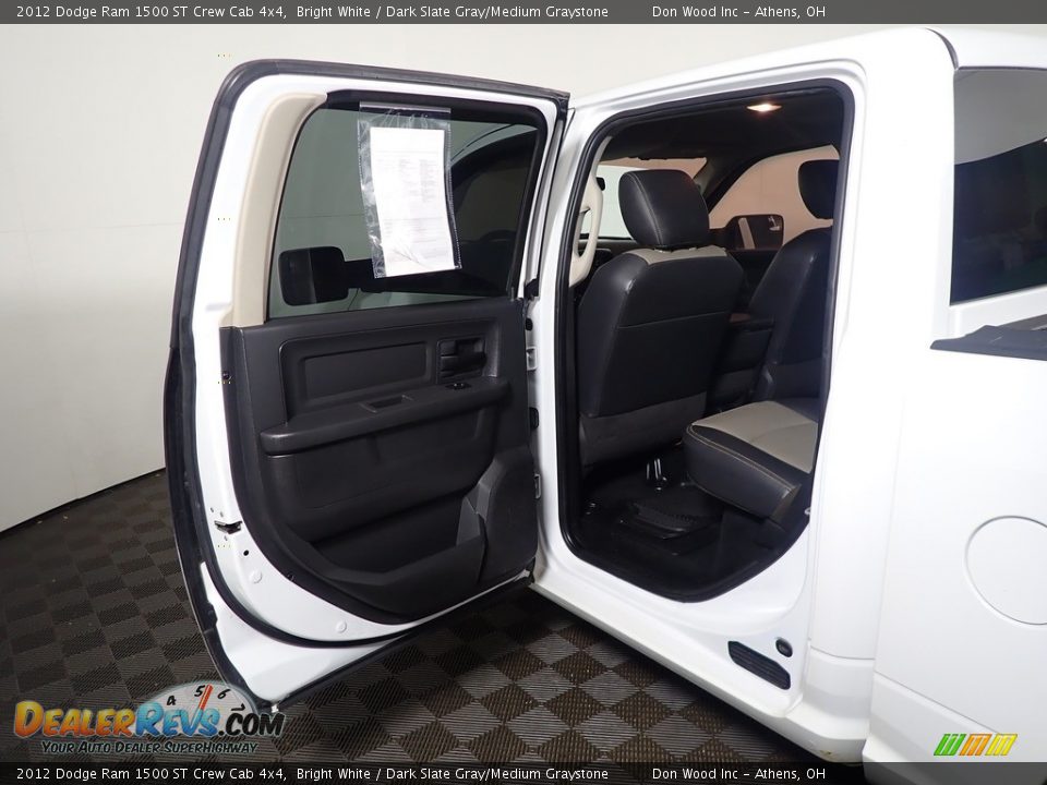 2012 Dodge Ram 1500 ST Crew Cab 4x4 Bright White / Dark Slate Gray/Medium Graystone Photo #30
