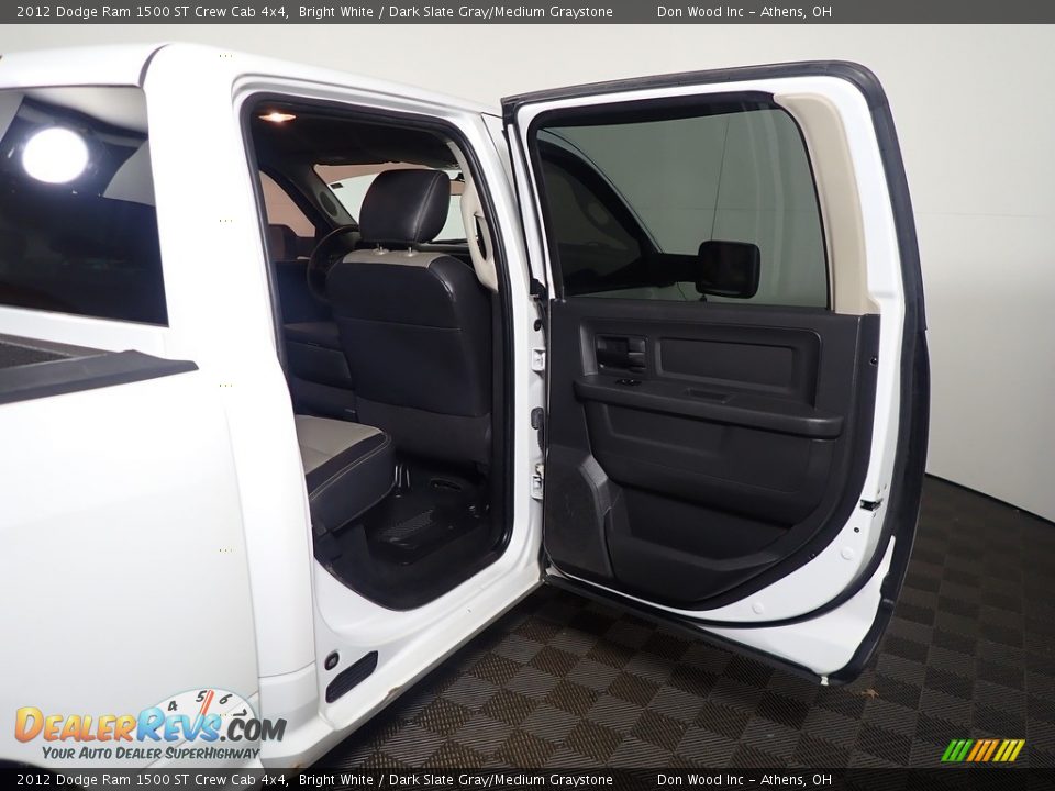 2012 Dodge Ram 1500 ST Crew Cab 4x4 Bright White / Dark Slate Gray/Medium Graystone Photo #32
