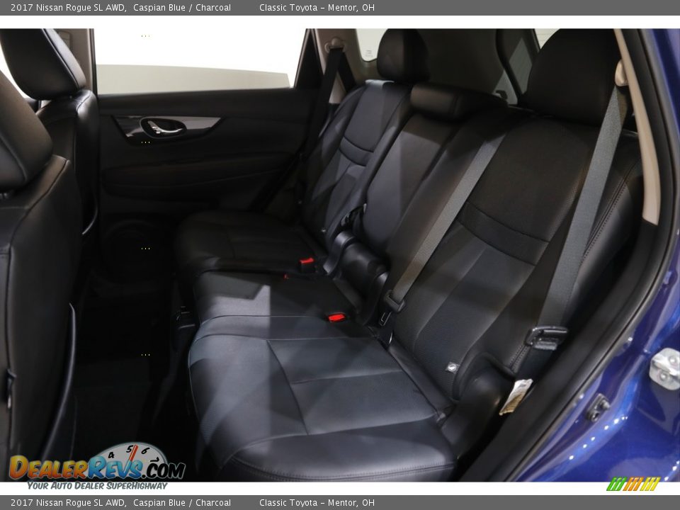 2017 Nissan Rogue SL AWD Caspian Blue / Charcoal Photo #18