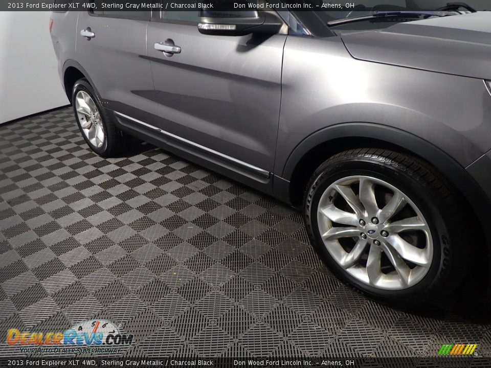 2013 Ford Explorer XLT 4WD Sterling Gray Metallic / Charcoal Black Photo #4