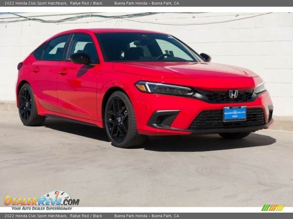 Front 3/4 View of 2022 Honda Civic Sport Hatchback Photo #1