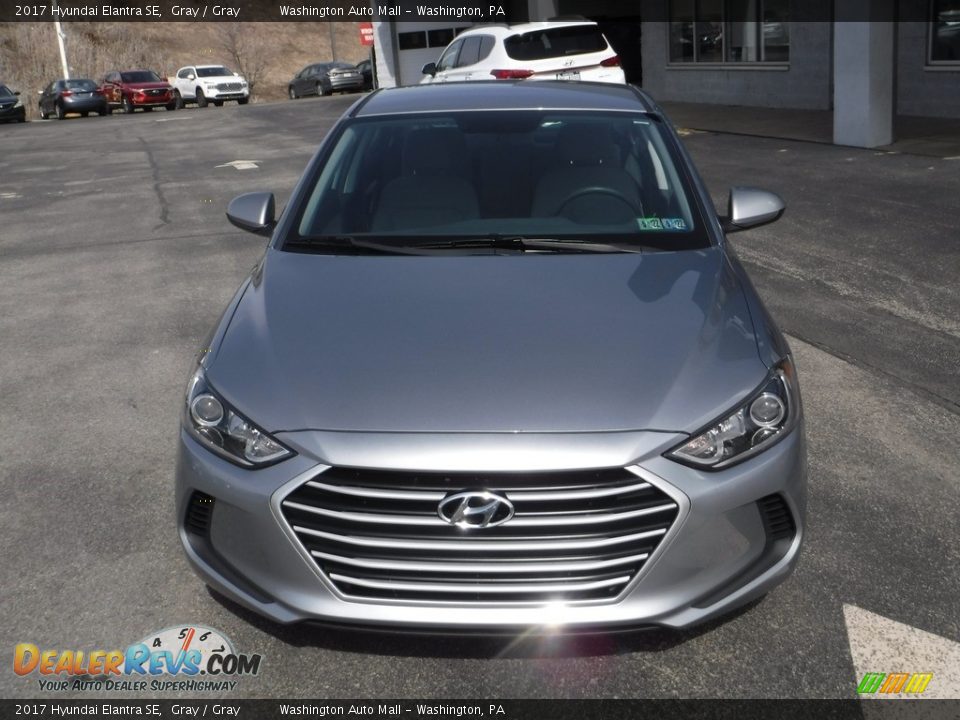 2017 Hyundai Elantra SE Gray / Gray Photo #4