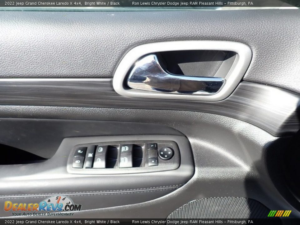 2022 Jeep Grand Cherokee Laredo X 4x4 Bright White / Black Photo #14